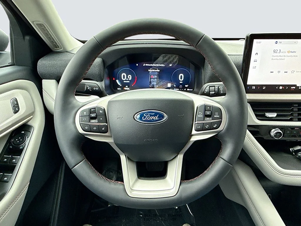 New 2026 Agate Black Metallic Ford Active image 31