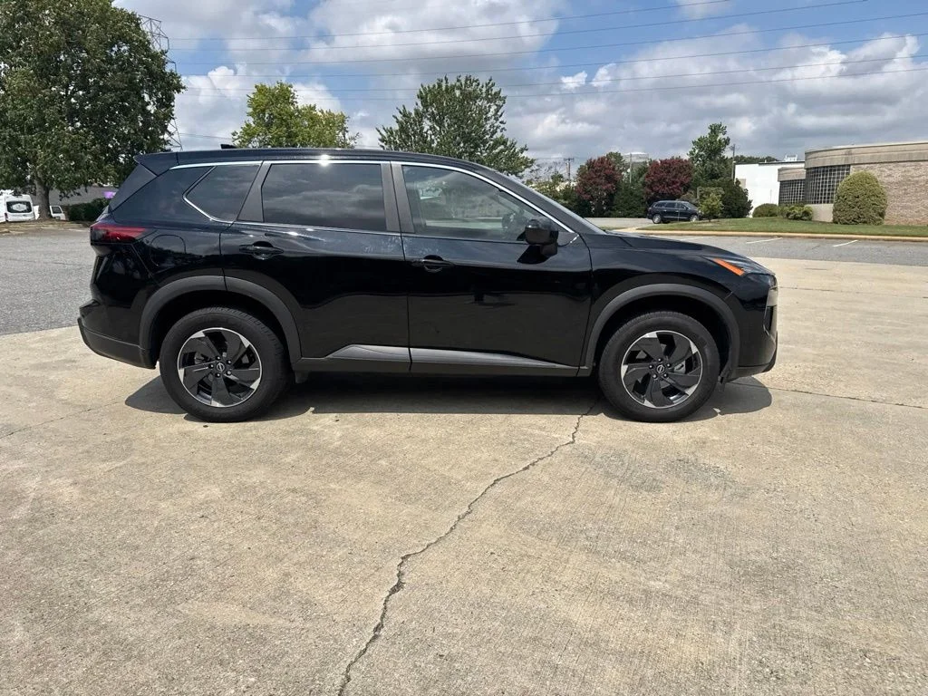 Used 2025 Black Nissan SV image 7