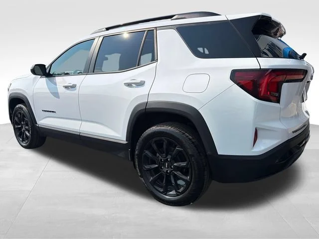 Used 2026 Summit White GMC Elevation image 3
