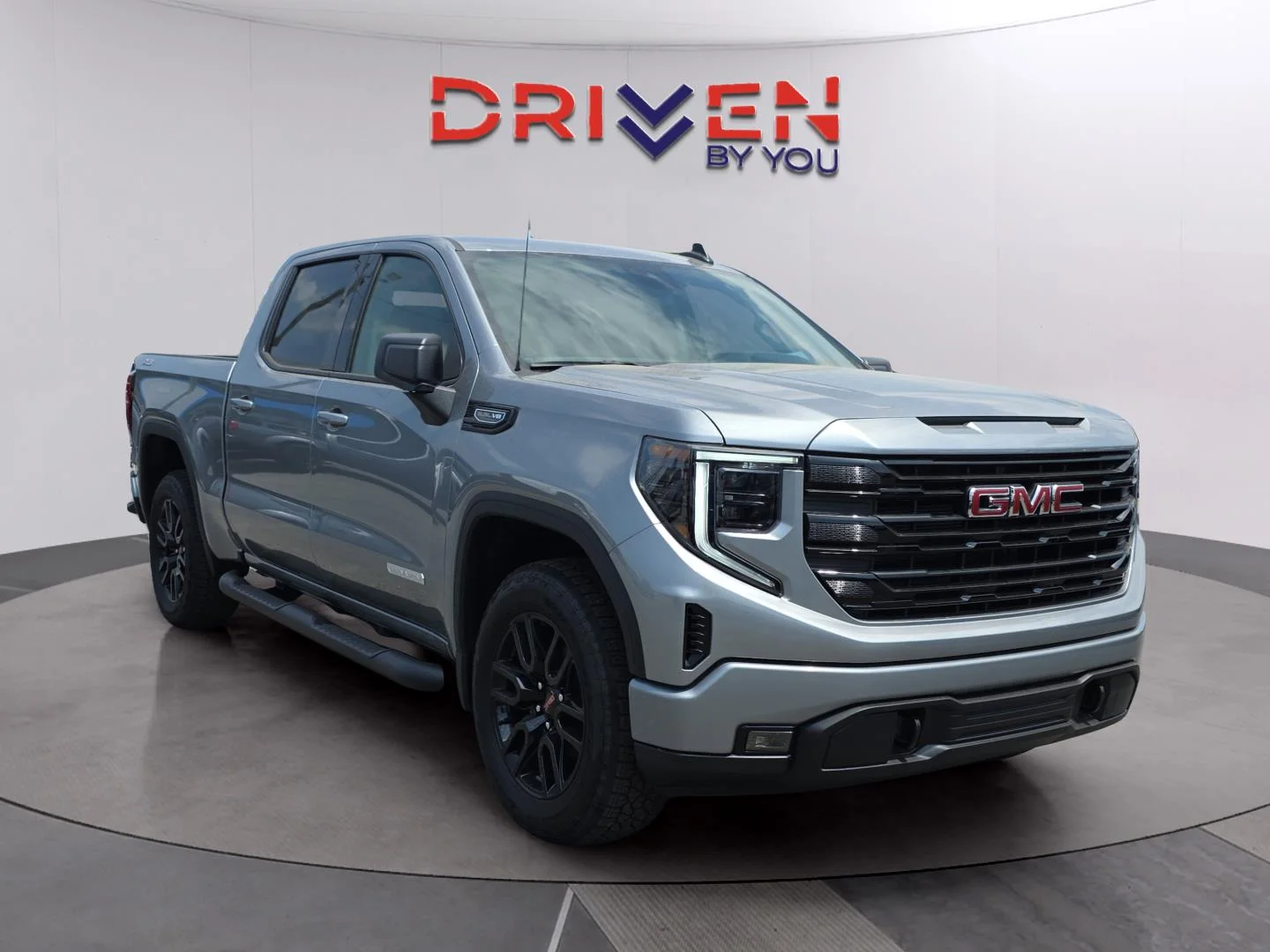 New 2026 Sterling Metallic GMC Elevation image 8