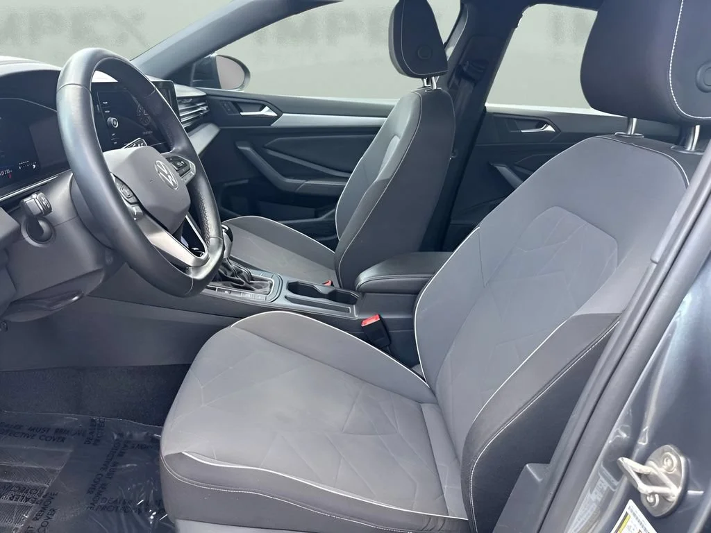 Used 2025 Charcoal Volkswagen Sport image 9