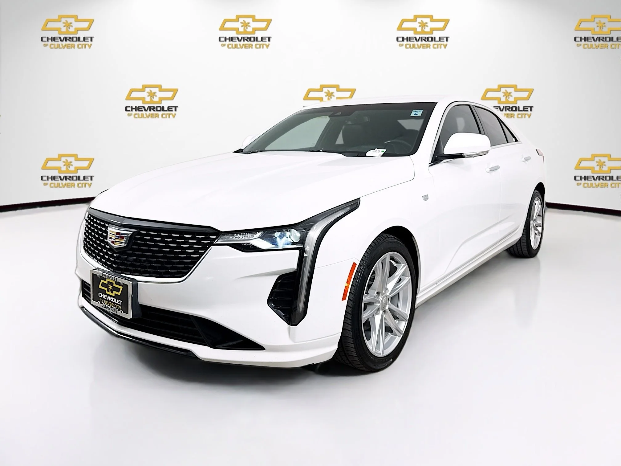 Used 2023 Summit White Cadillac Luxury image 3