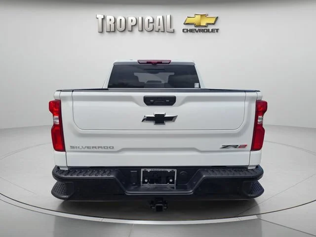 New 2026 Summit White Chevrolet ZR2 image 4