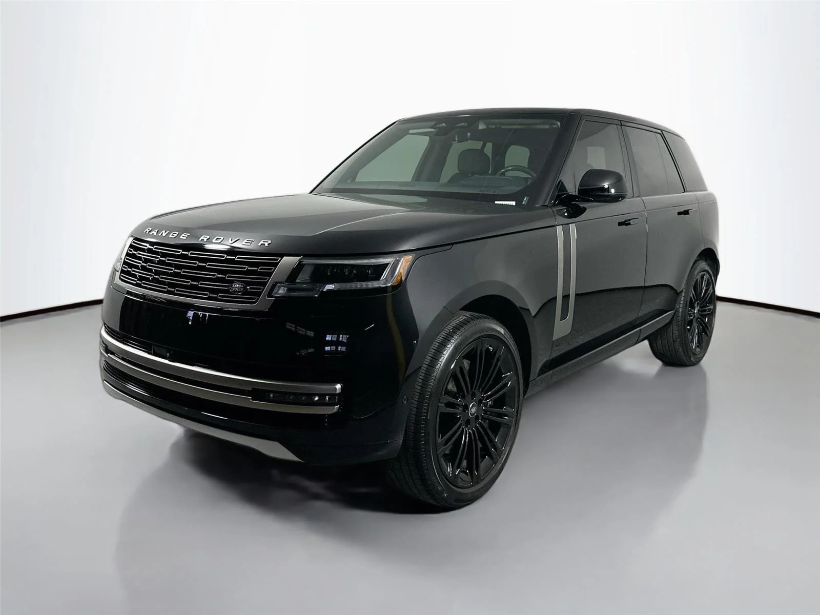 2025 Land Rover Range Rover 4.4 SE SWB's photo