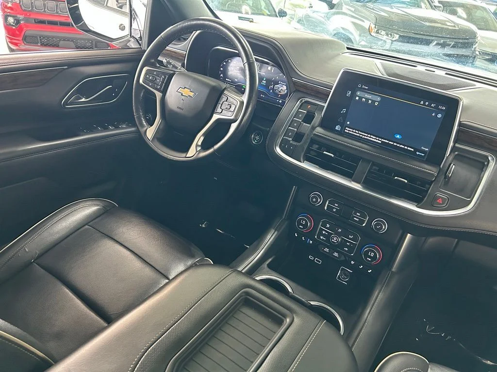 Used 2022 Summit White Chevrolet Premier image 9