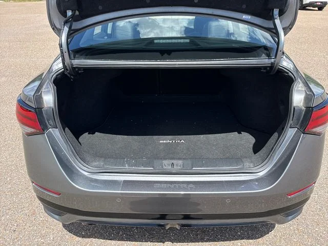 Used 2024 Gray Nissan SR image 15