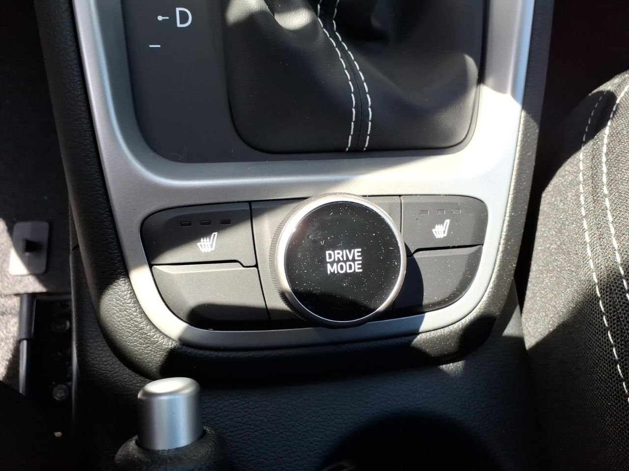 New 2026 Onyx Black Hyundai SEL image 28