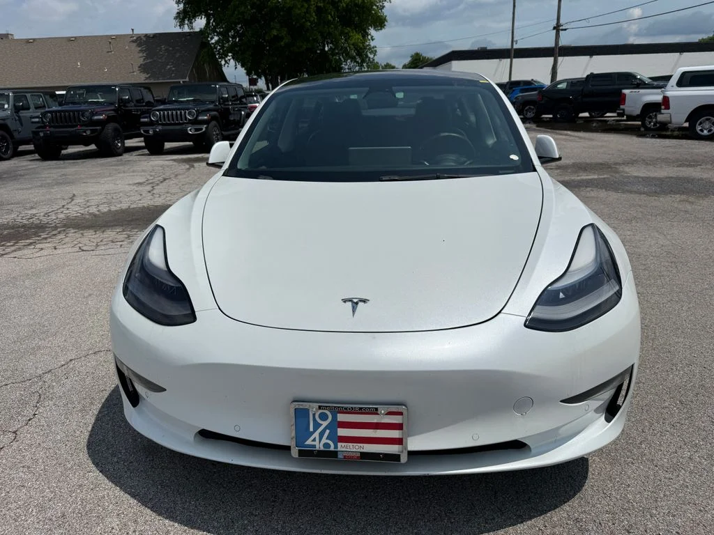 Used 2022 White Tesla Long Range image 10