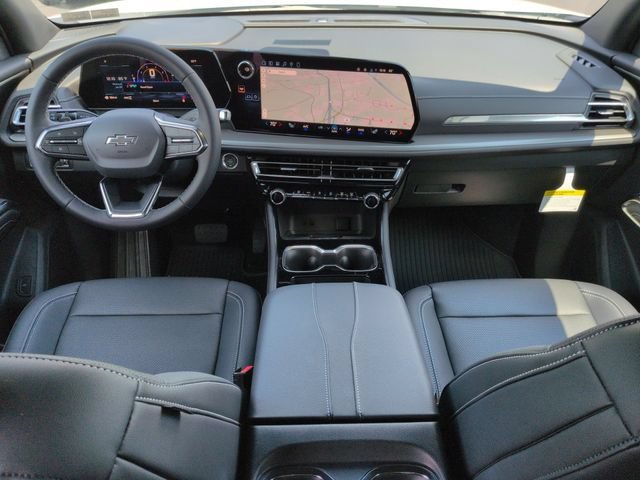 New 2026 Summit White Chevrolet LT image 22