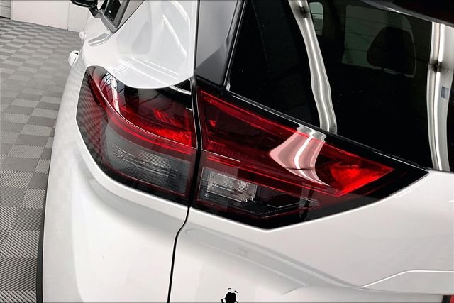 New 2026 Everest White Pearl Nissan Rock Creek image 17
