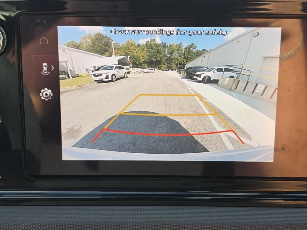 Used 2022 White Kia GT-Line image 25