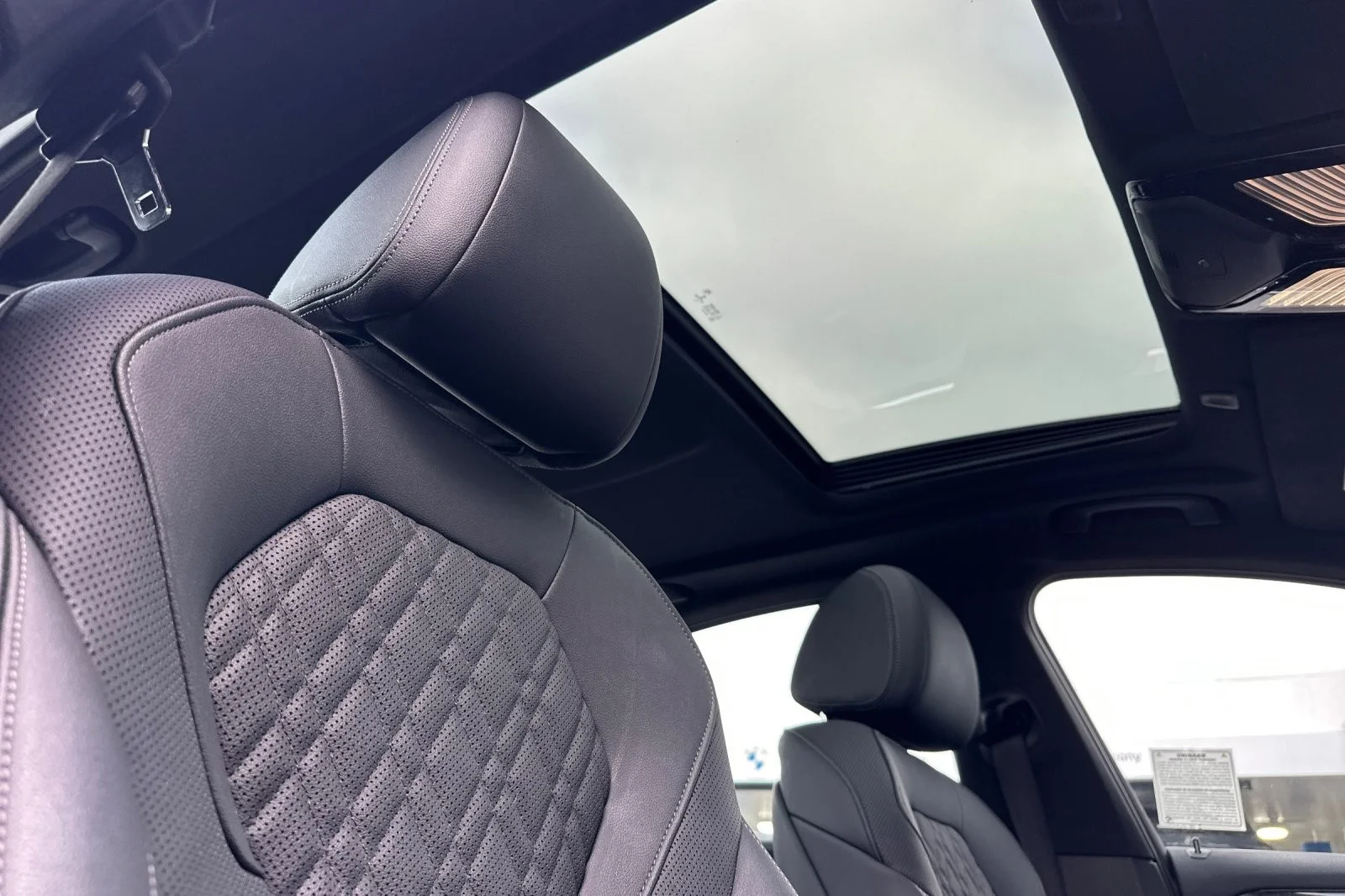 Used 2023 Black Sapphire Metallic BMW 530i image 15
