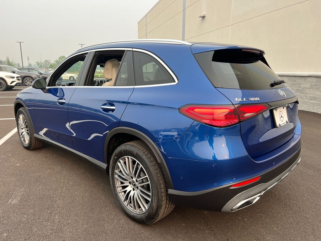 New 2026 Starling Blue Metallic Mercedes-Benz GLC 300 image 5