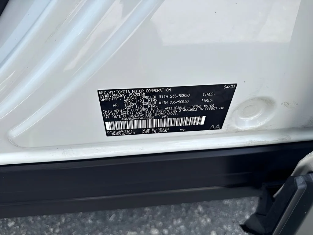 Used 2023 White Subaru Touring image 23