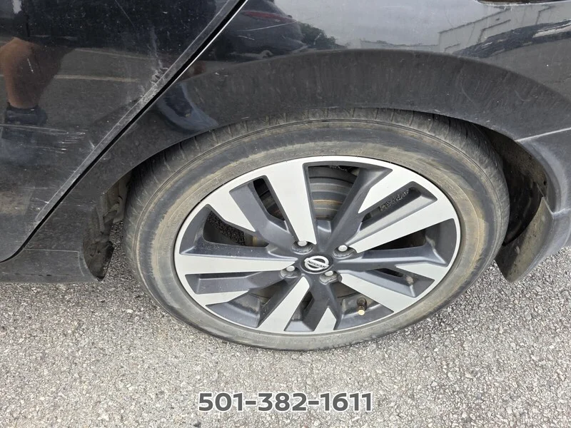 Used 2020 Super Black NISSAN 1.6 SR image 8