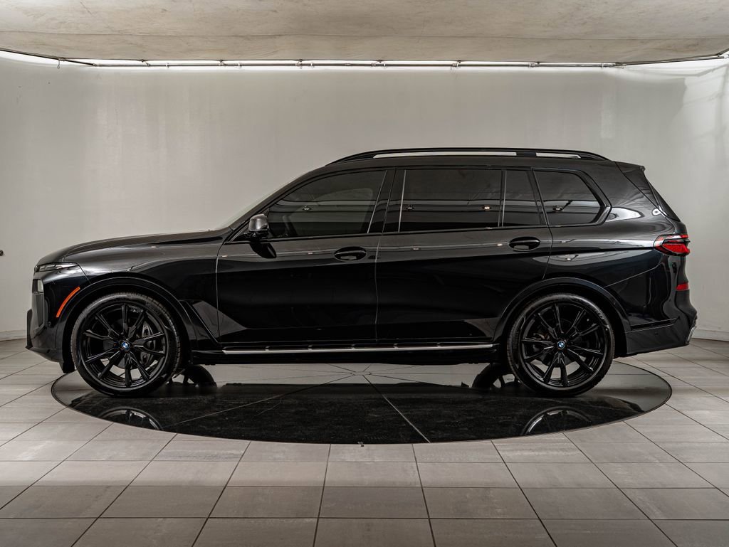 Used 2025 Black Sapphire Metallic BMW xDrive40i image 8