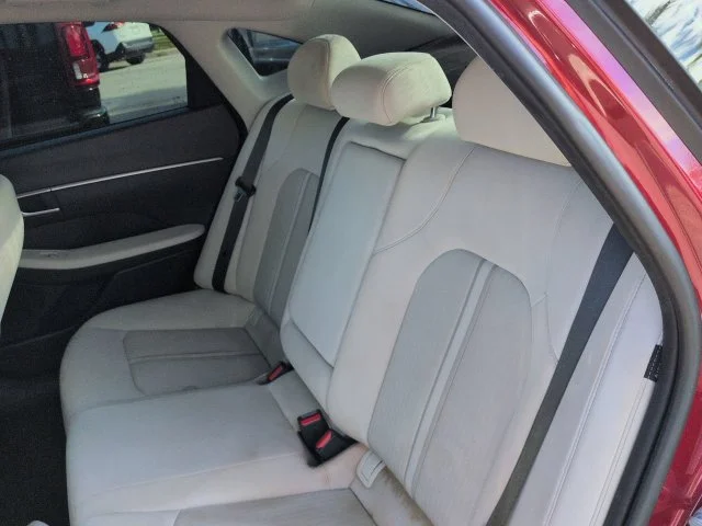 Used 2023 Red Hyundai SEL image 12