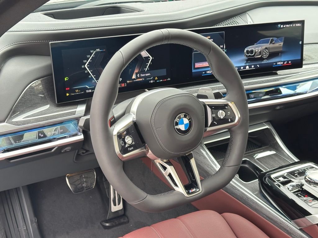 2025 BMW 7 Series 760i - Photo 11
