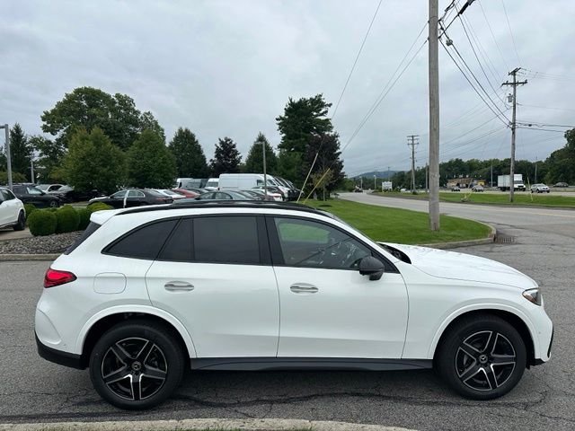 New 2027 Polar White Mercedes-Benz GLC 300 image 6