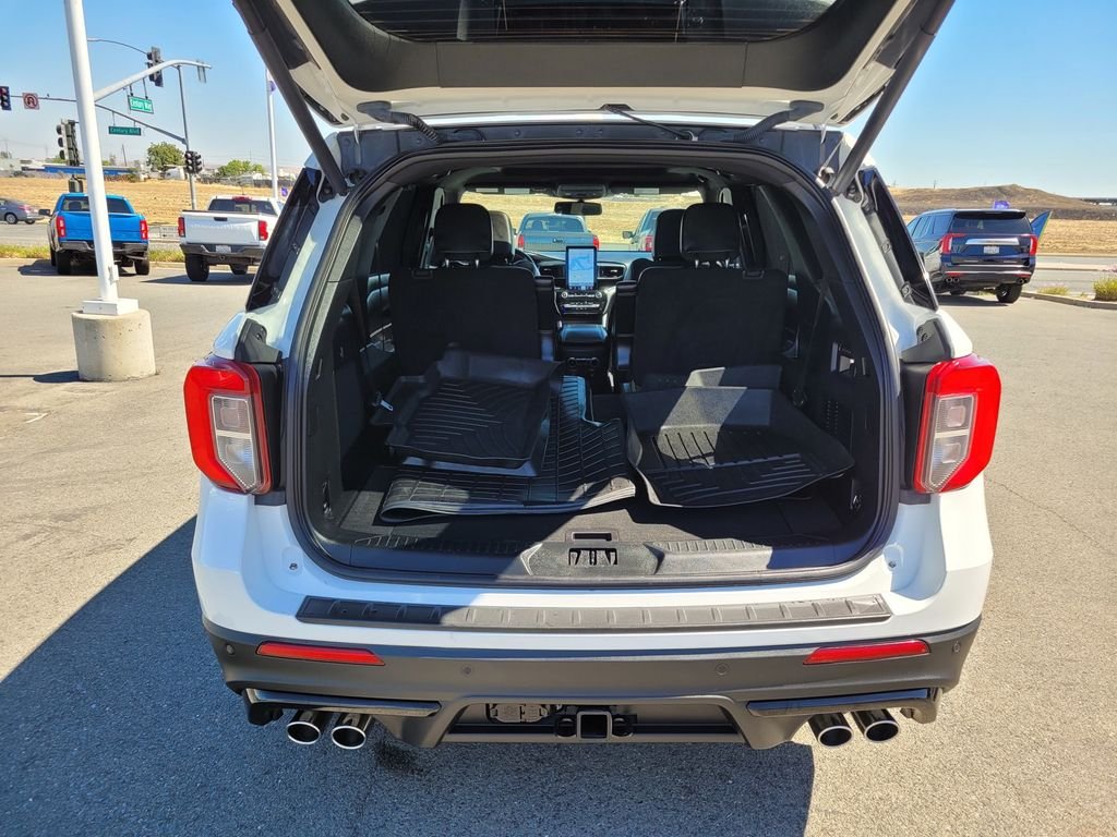 2023 Ford Explorer ST - Photo 10
