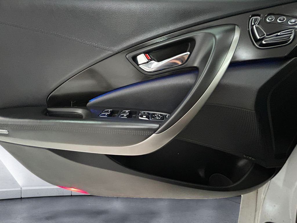 Used 2016 White Hyundai Limited image 12