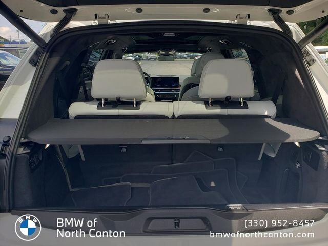Used 2026 Alpine White BMW xDrive40i image 5