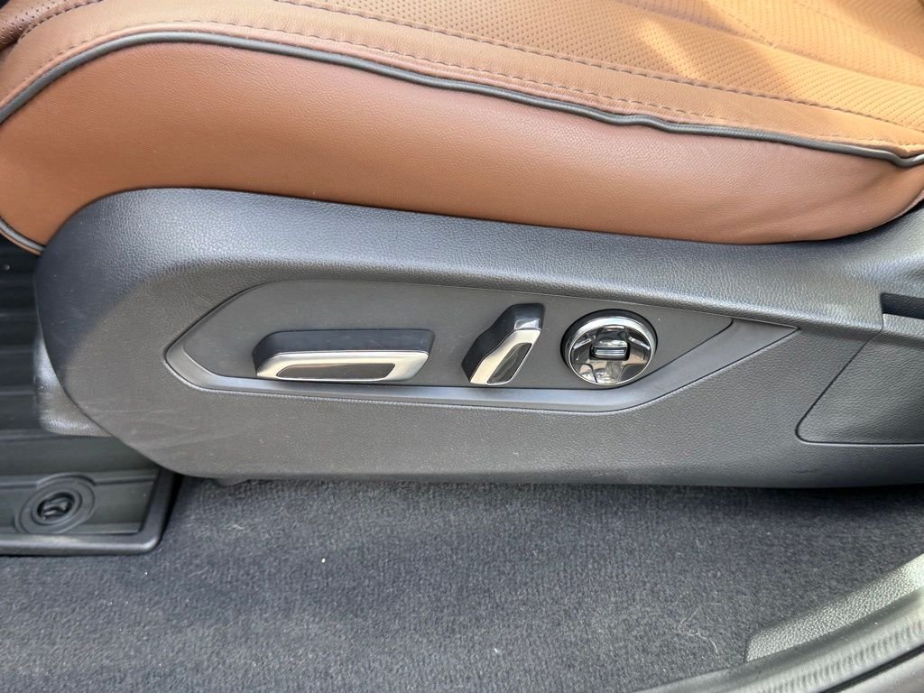 Used 2026 Majestic Black Pearl Acura Advance Package image 28