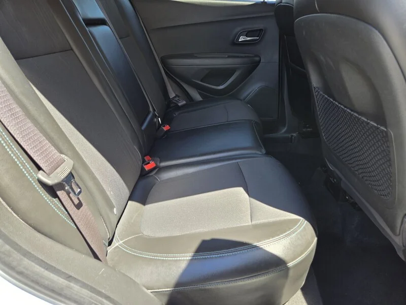 Used 2016 Summit White Chevrolet LT image 11