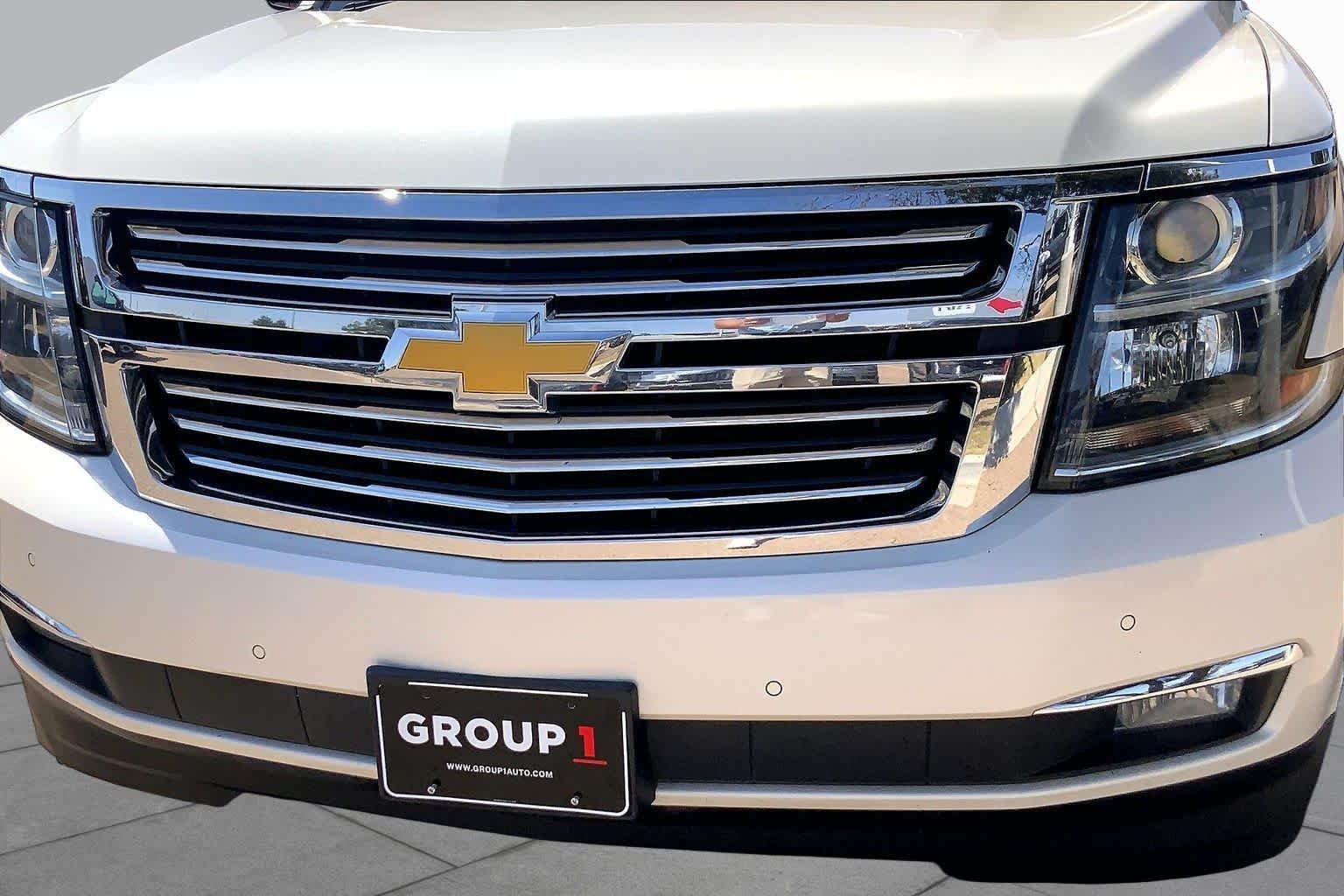 Used 2015 White Diamond Tricoat Chevrolet LTZ image 30