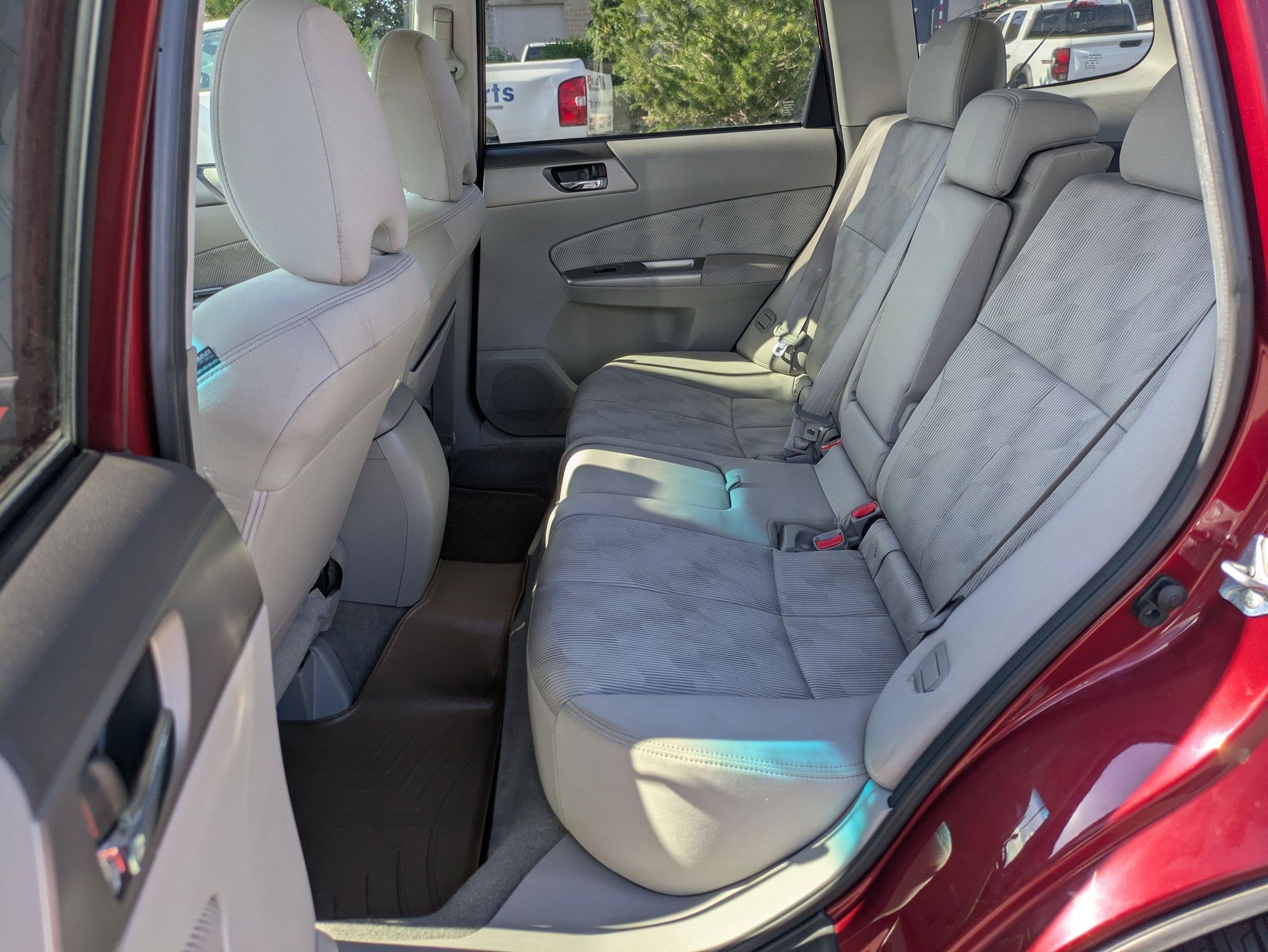 Used 2010 Camellia Red Pearl Subaru 2.5X Premium image 25