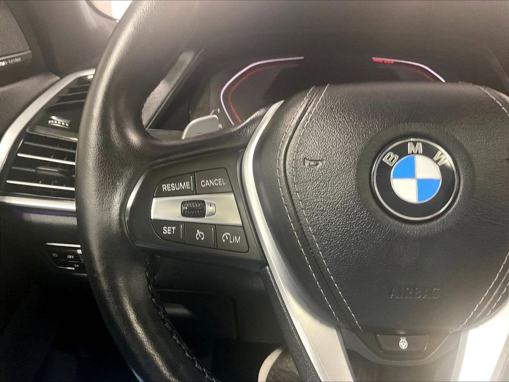 Used 2020 Black BMW xDrive40i image 23