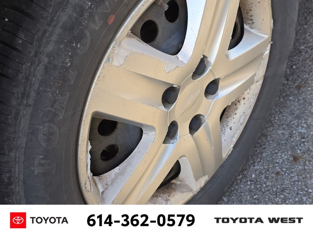 Used 2008 Red Chevrolet LS image 10