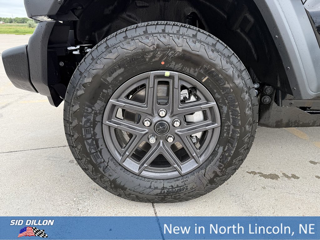New 2026 Black Clear-Coat Exterior Paint Jeep Sport S image 5