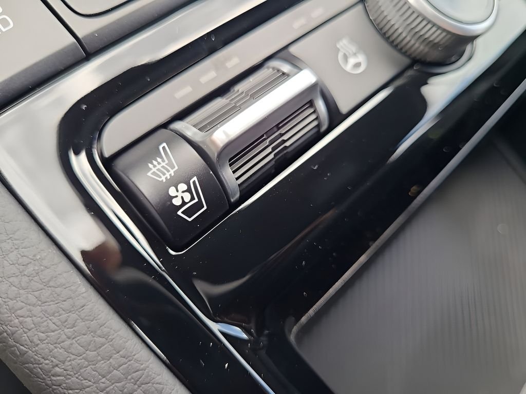 2026 Kia K5 GT - Photo 25