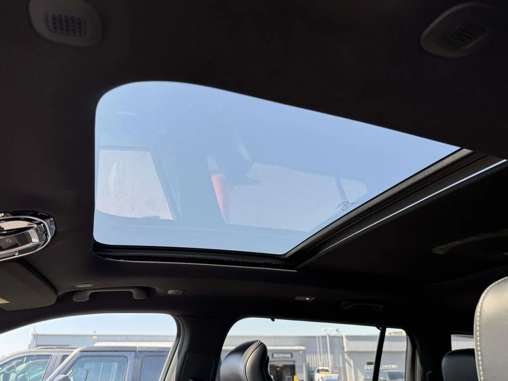 Used 2023 Black Jeep Overland image 4