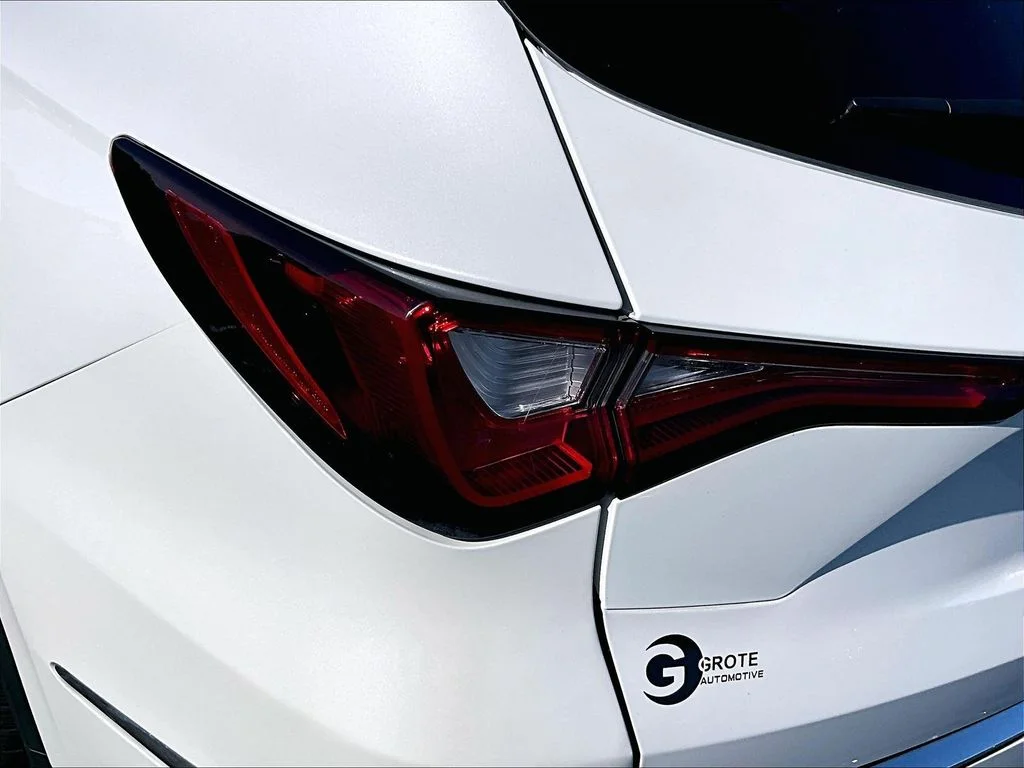 Used 2023 White Acura Technology image 28