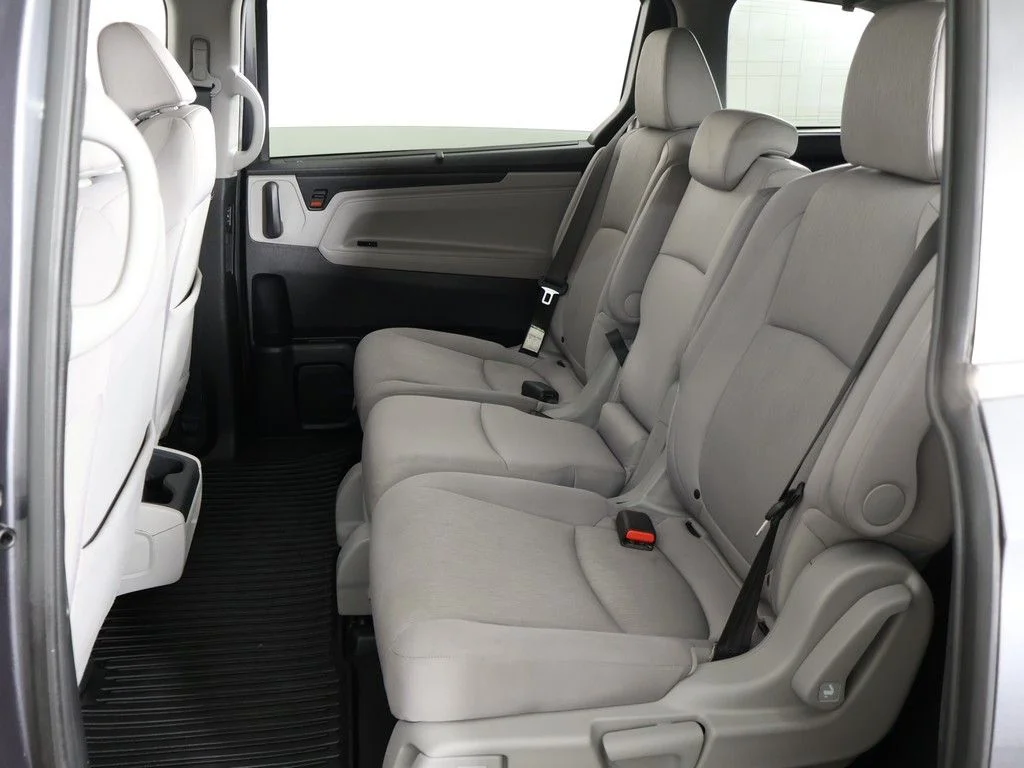 Used 2019 Modern Steel Metallic Honda EX image 34