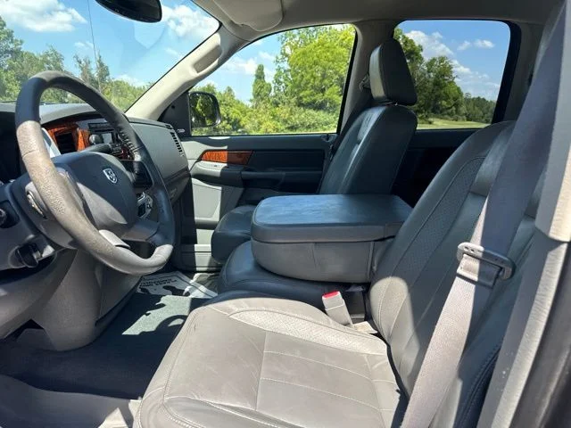 Used 2007 Gray Dodge Laramie image 15