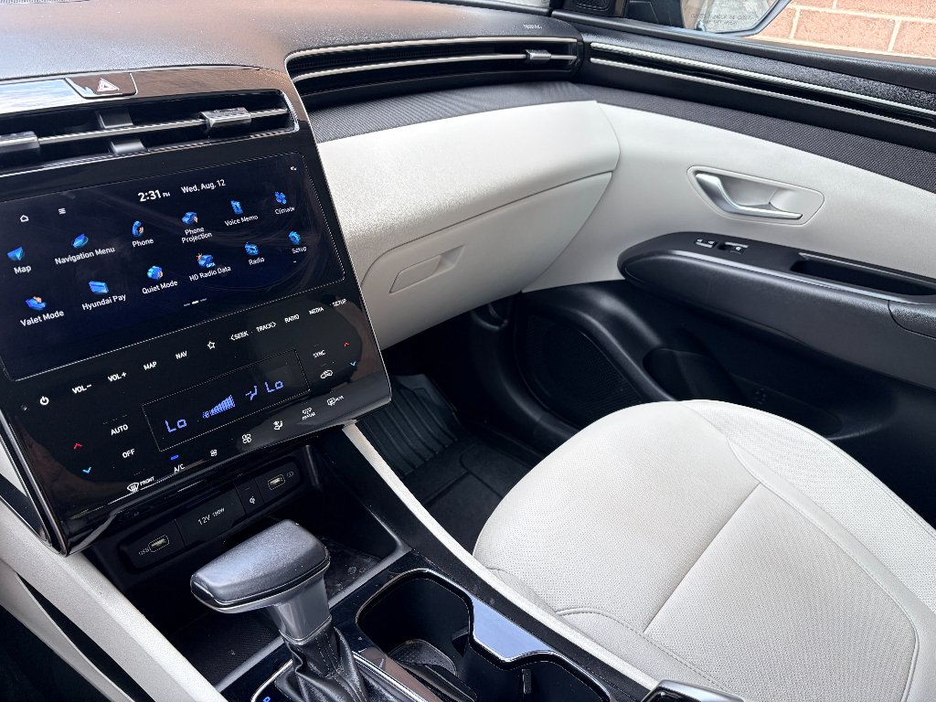 Used 2024 Black Pearl Hyundai SEL image 20