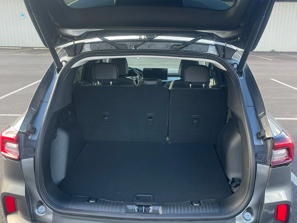 Used 2023 Gray Ford Platinum image 11