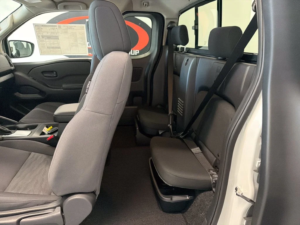 New 2027 Glacier White Nissan King Cab® S image 14