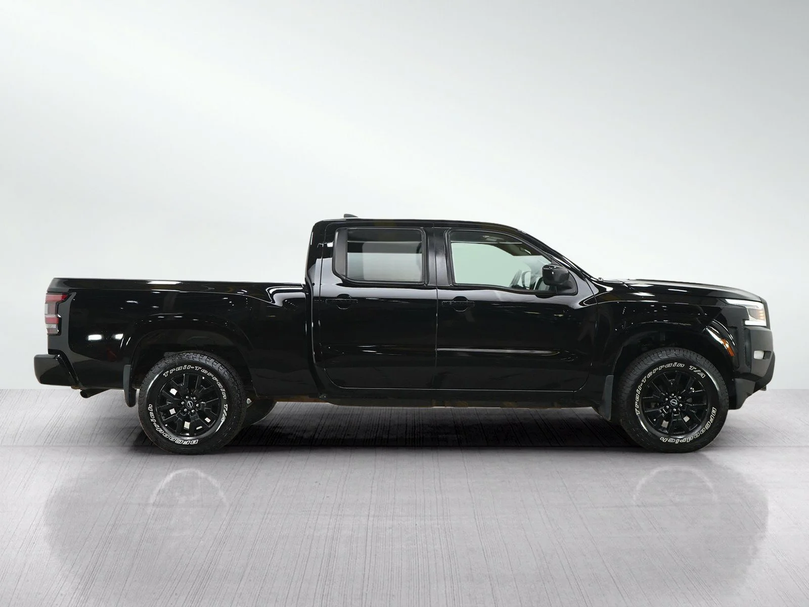 Used 2023 Black Nissan Crew Cab 4x4 SV Auto Long Bed image 6