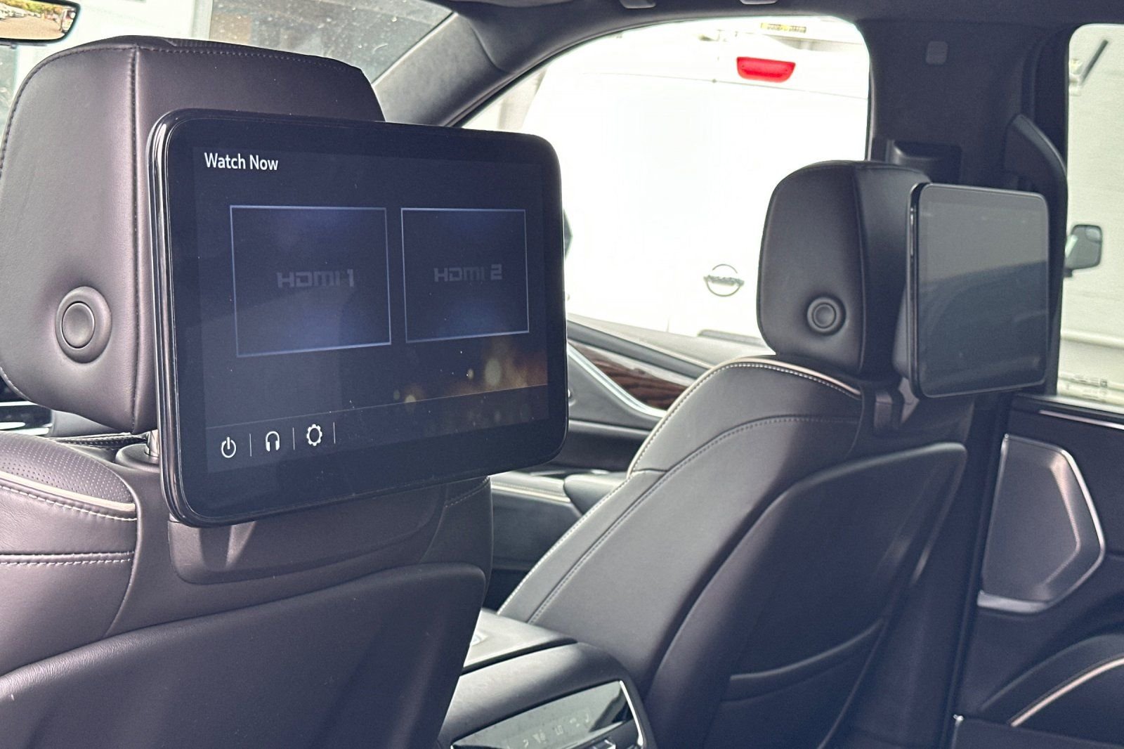 Used 2023 Black Cadillac Premium Luxury Platinum image 17