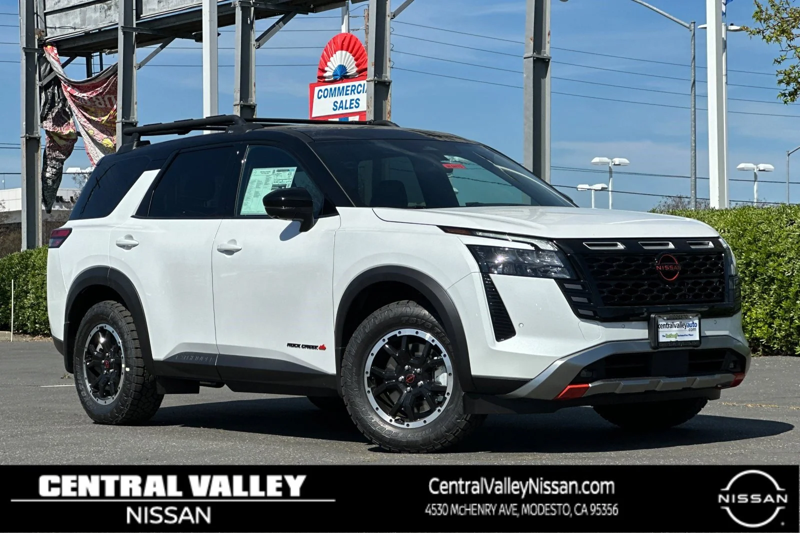 2026 Nissan Pathfinder Rock Creek 4WD's photo