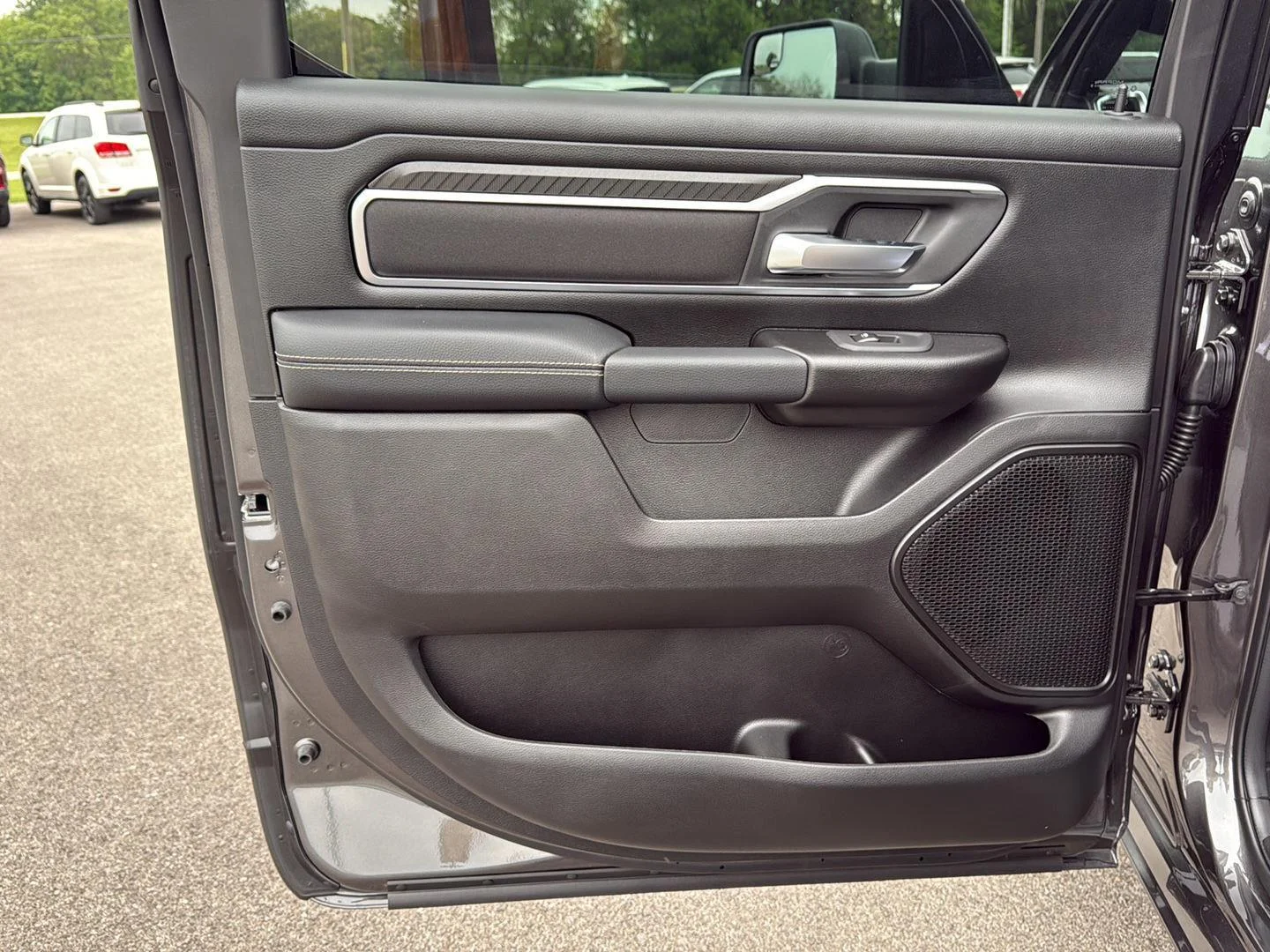 New 2026 Granite Crystal Metallic Clearcoat Ram Big Horn image 24