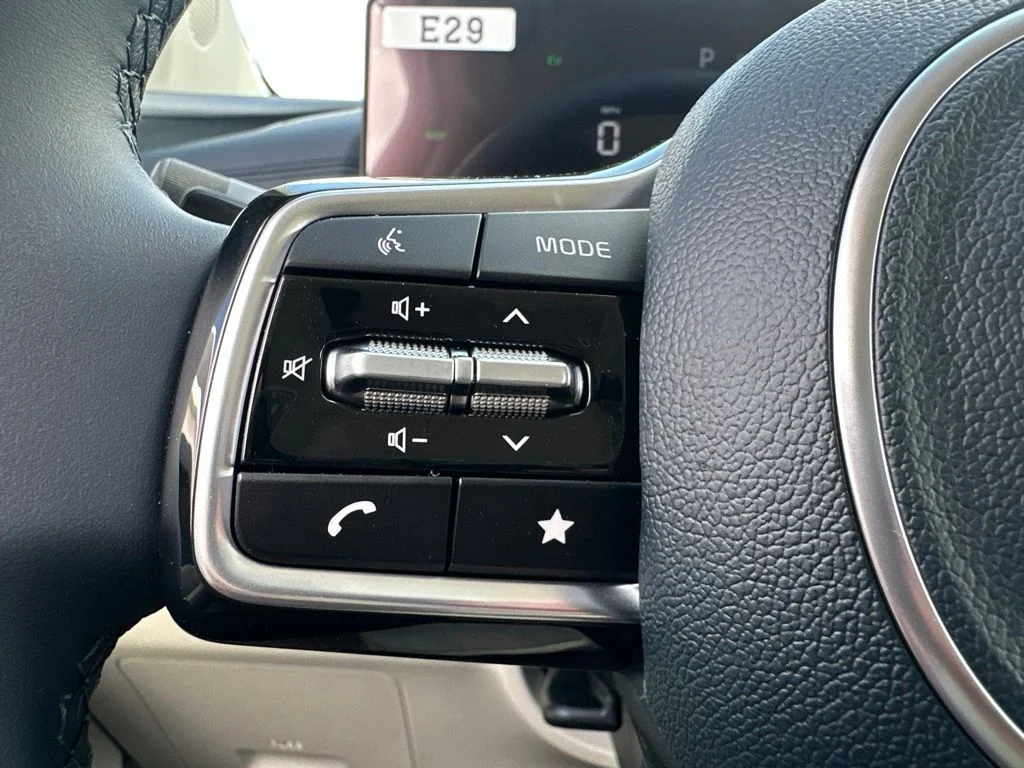 New 2026 White Kia EX image 13