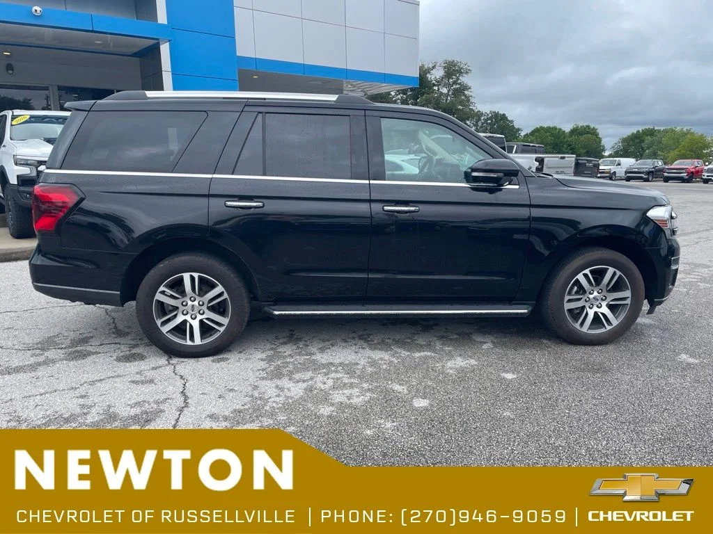Used 2023 Black Metallic Ford Limited image 21