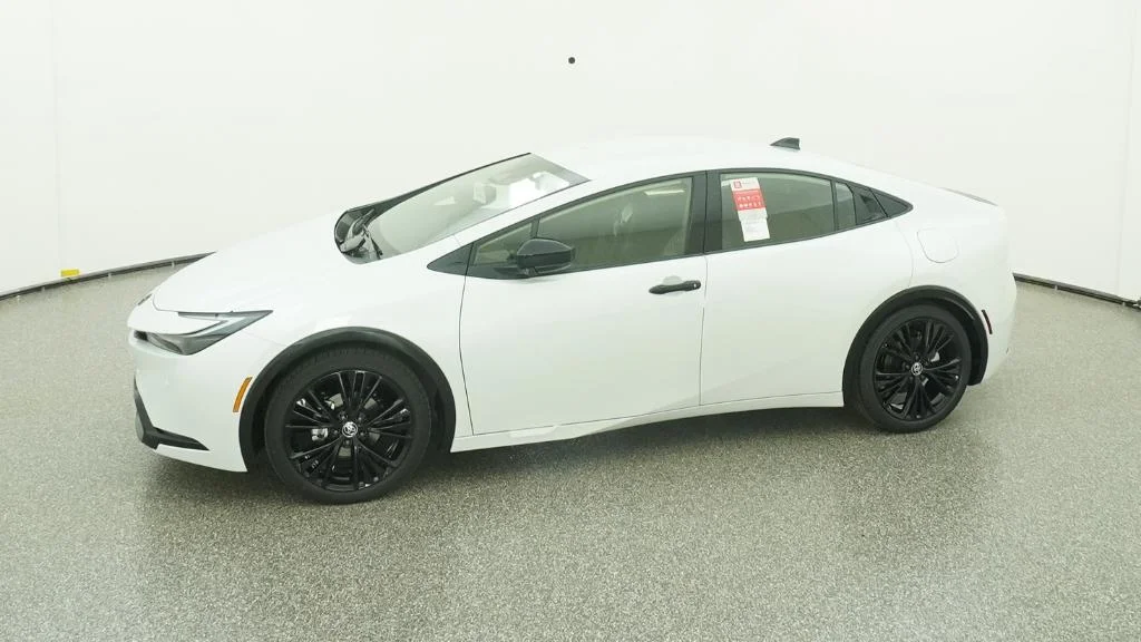New 2026 Wind Chill Pearl Toyota Nightshade Edition image 16