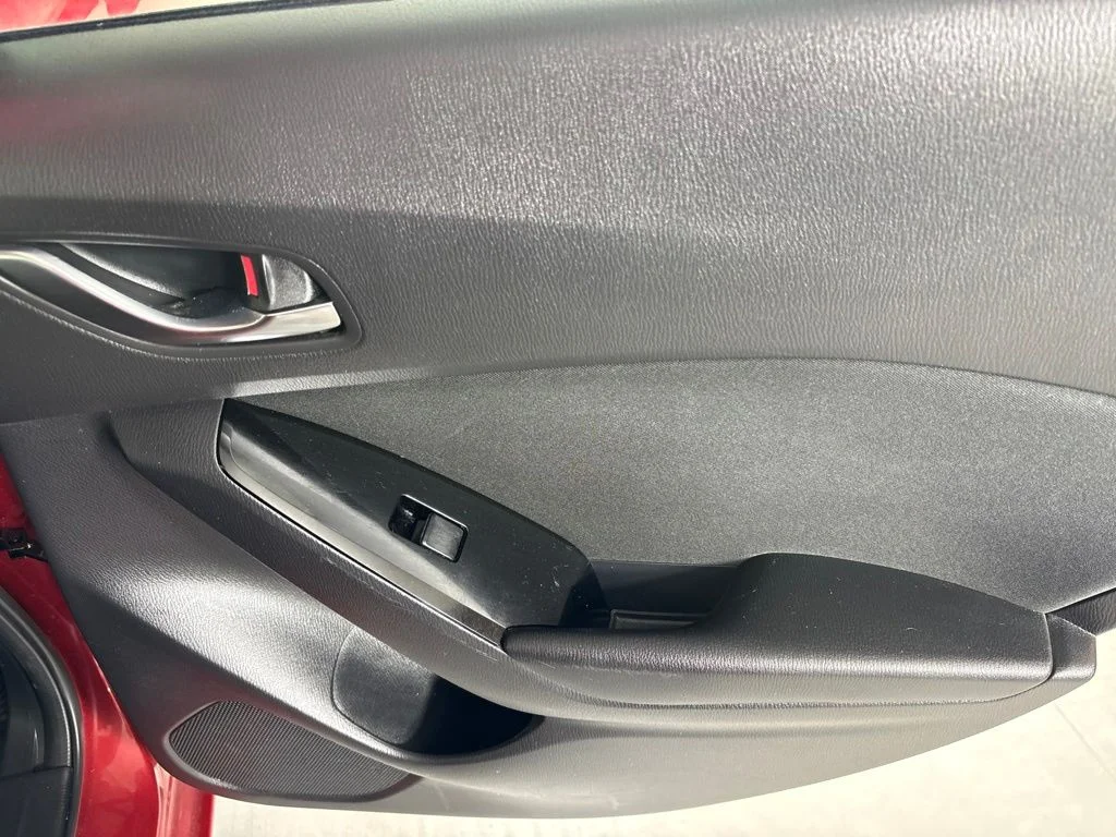 Used 2017 Red Mazda Sport image 17