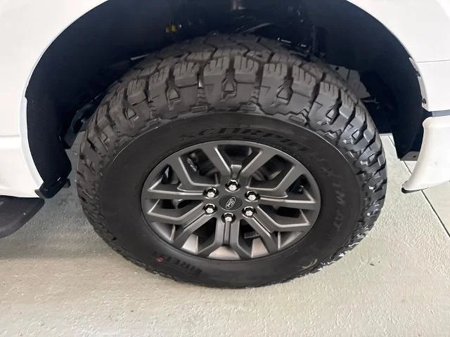 New 2026 Oxford White Ford Tremor® image 22